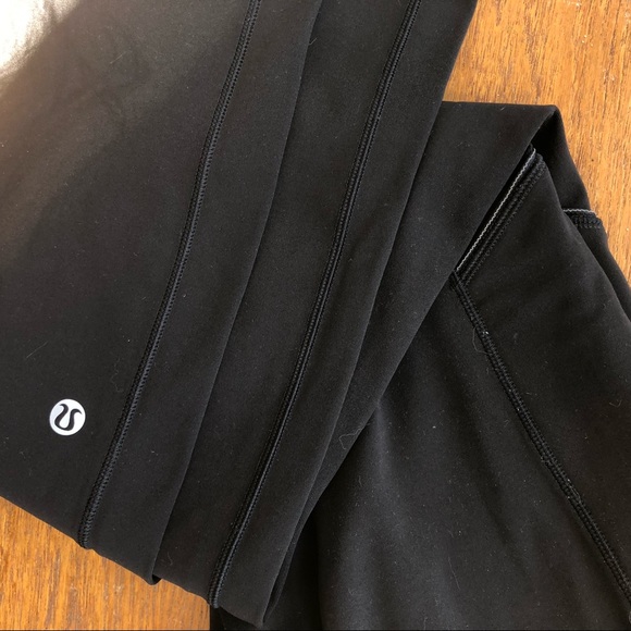 Like New lululemon Speed Up Tight Full-On Luxtreme Leggings - Picture 5 of 6
